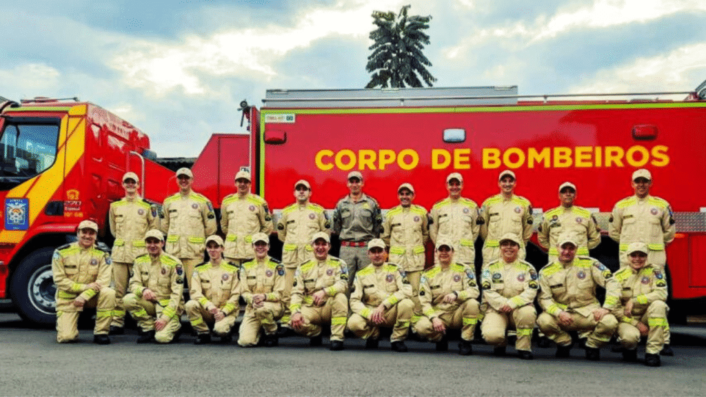 Bombeiros PR - Foto: Divulgação